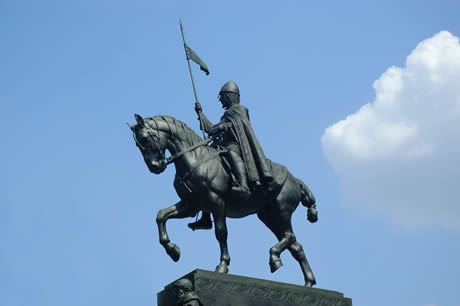 Statua di san venceslao in piazza san venceslao di praga foto